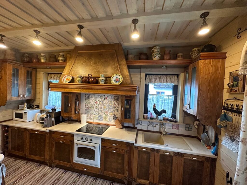 Повністю обладнана кухня